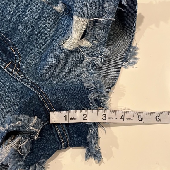 Vervet High Rise Shorts Size S - Picture 6 of 16